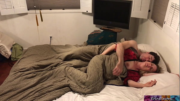 Stepson and Stepmom Get in Bed Together and Fuck While Visiting